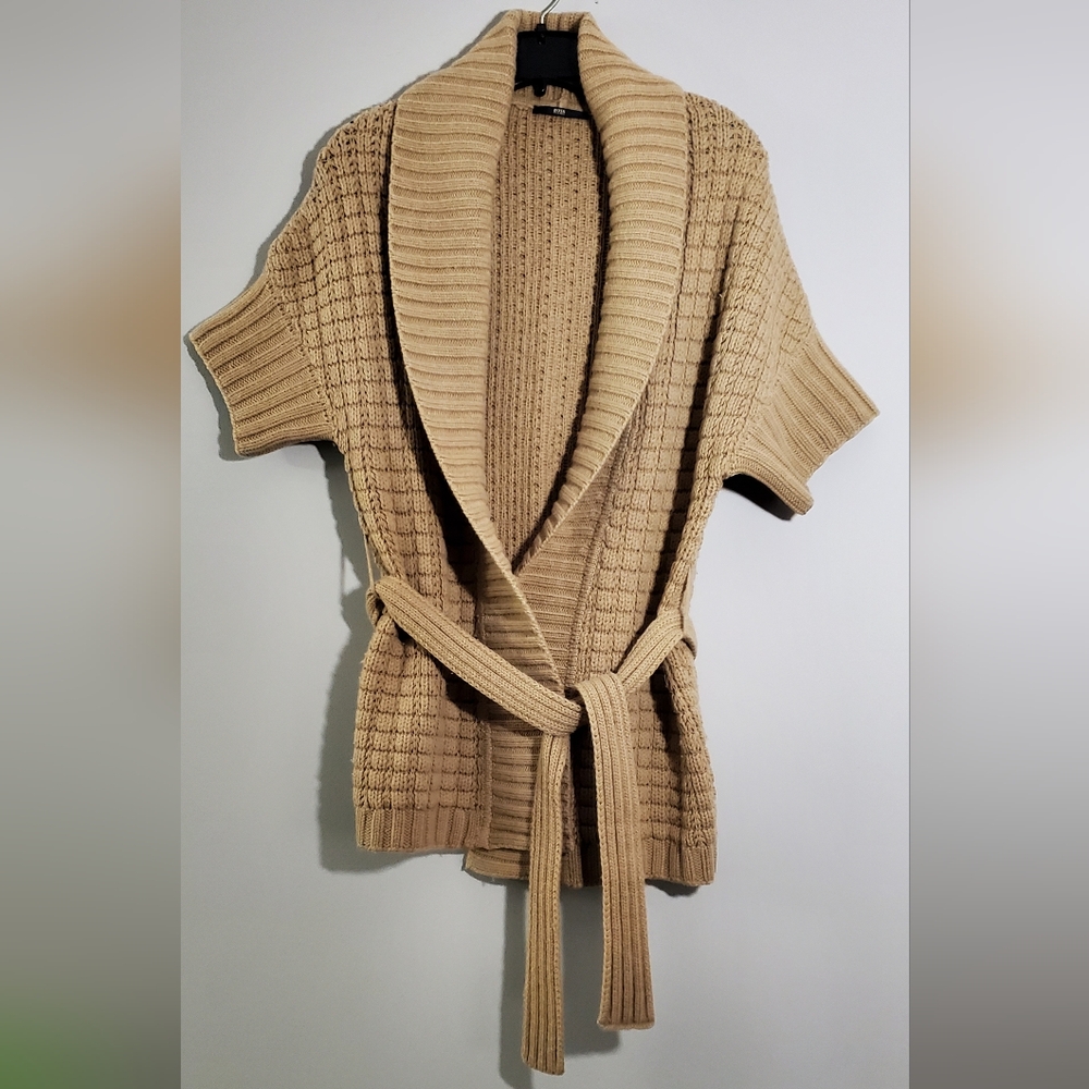 Small To Large Hugo Boss Cozy Tan Knit Short Sleeve Cardigan Sweater 100% Wool